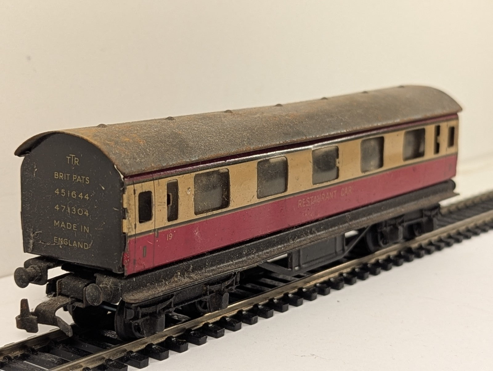 Trix OO Gauge Restaurant Car