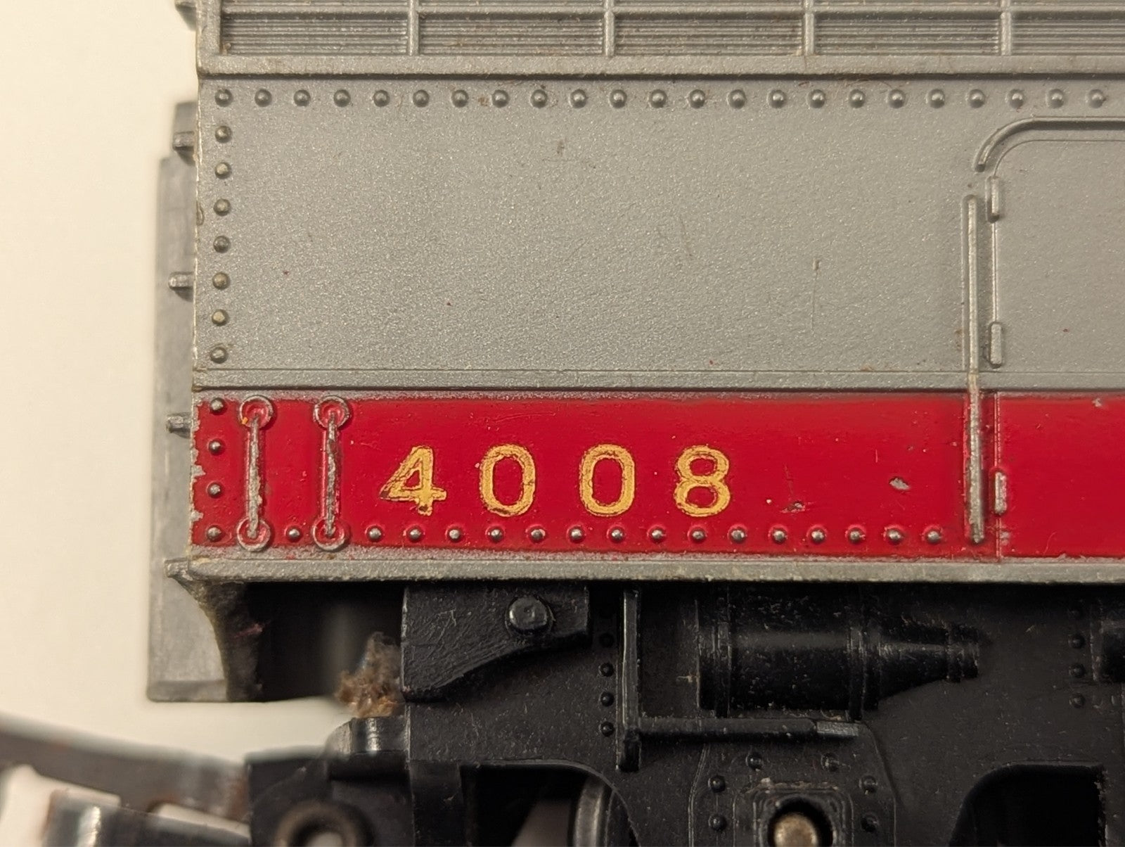 Tri-ang OO Gauge R57 Transcontinental B-B Diesel Dummy Locomotive