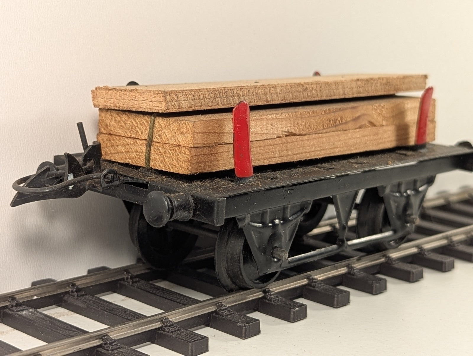 Hornby RC 24058A O Gauge No.1 Timber Wagon with Timber Load