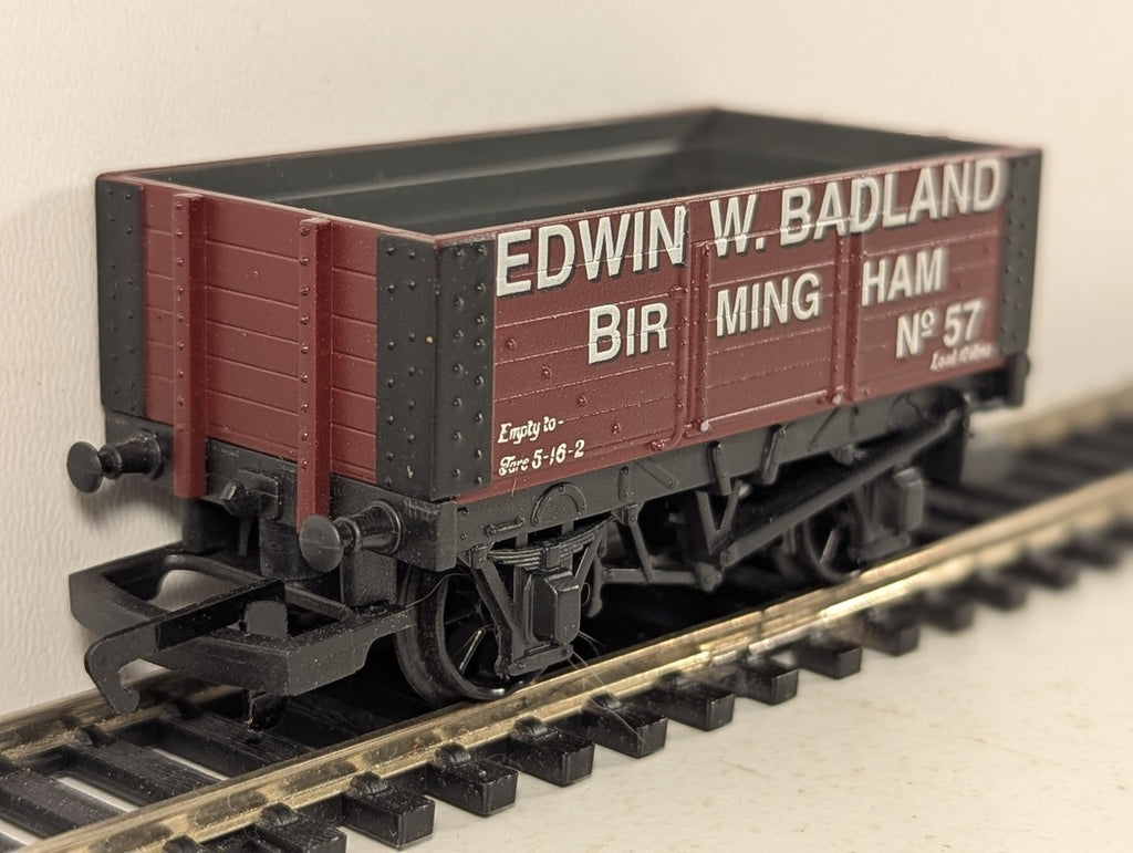 Hornby OO Gauge Edwin Badland 6 Plank Wagon Goods Wagon 57