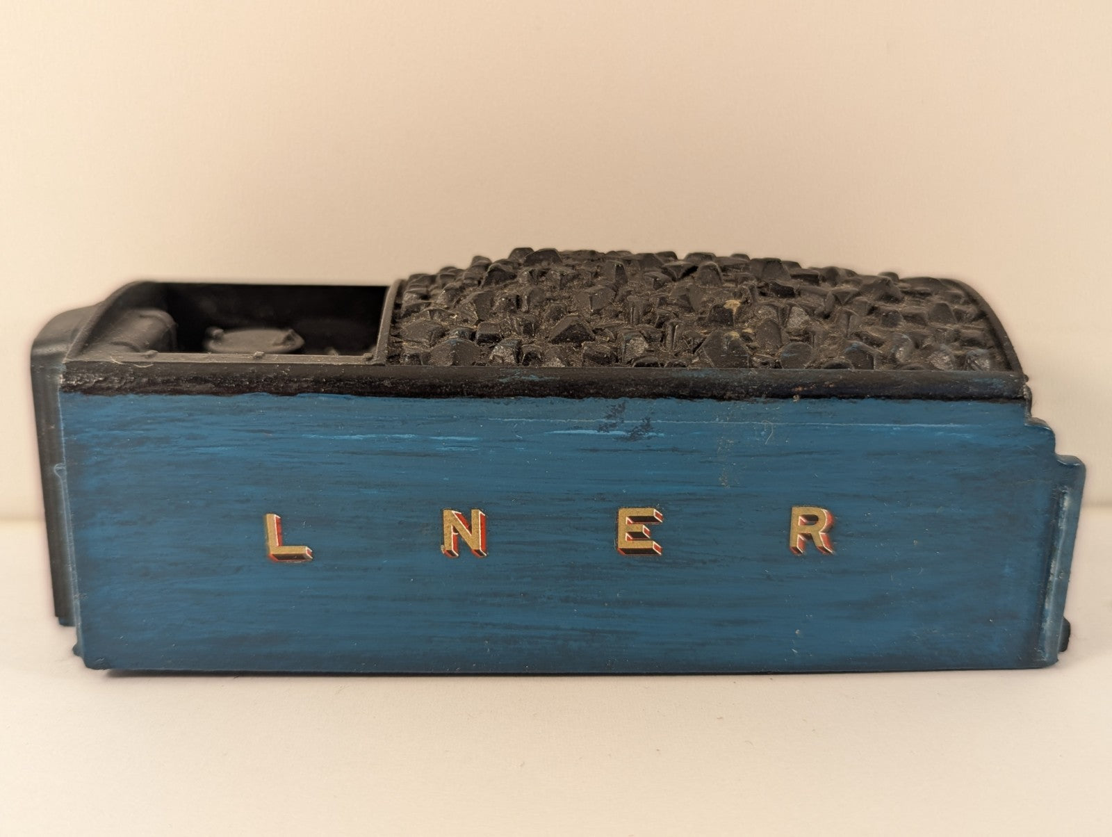 Hornby OO Gauge LNER Corridor Tender Shell LNER Blue - Spares/Repairs