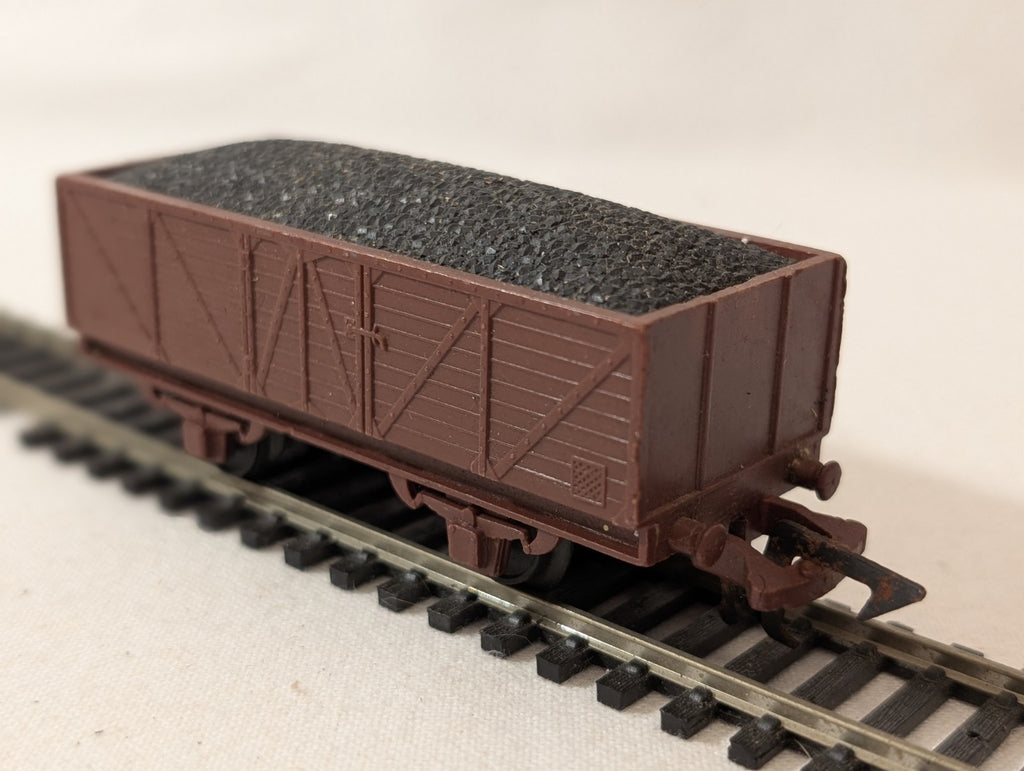 Jouef Playcraft HO Scale Brown Coal Hauler