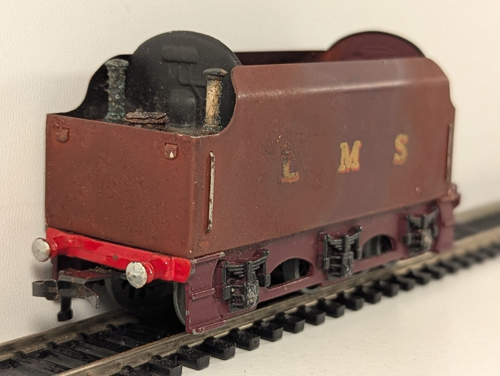Hornby Dublo LMS Unlined Maroon Tender OO Gauge