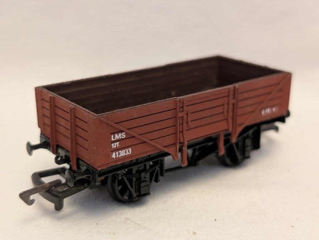 Dapol OO Gauge LMS 12T 5-Plank Open Wagon Goods Wagon 413833 LMS Brown