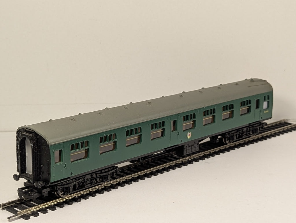 Mainline Railways OO Gauge Mark 1 SK Second Corridor Passenger Coach S25915