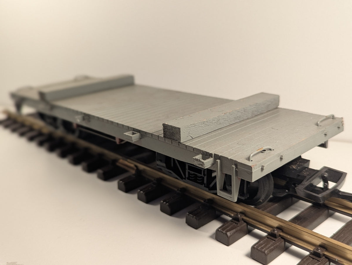 G Gauge Flatbed Freight Wagon