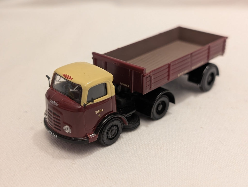 Base Toys OO Gauge Karrier Bantam Articulated Dropside Truck British Railways