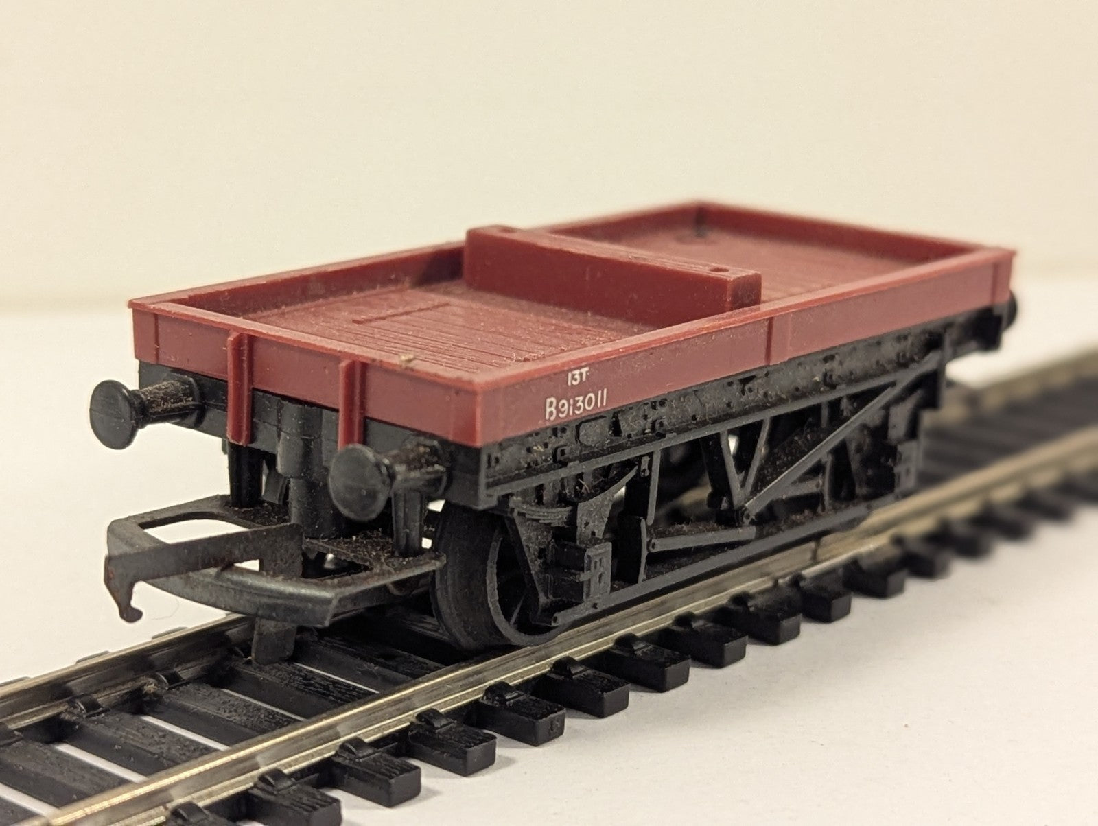 Tri-ang OO Gauge BR Bolster Wagon