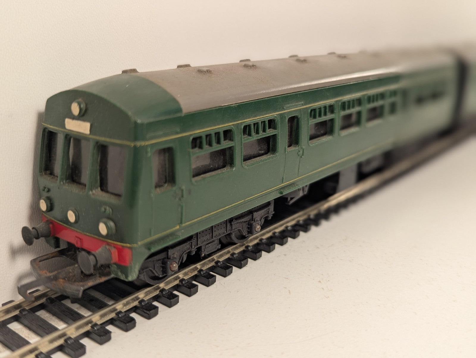 Tri-ang OO Gauge Metropolitan-Cammell 2-Car DMU Diesel Multiple Unit