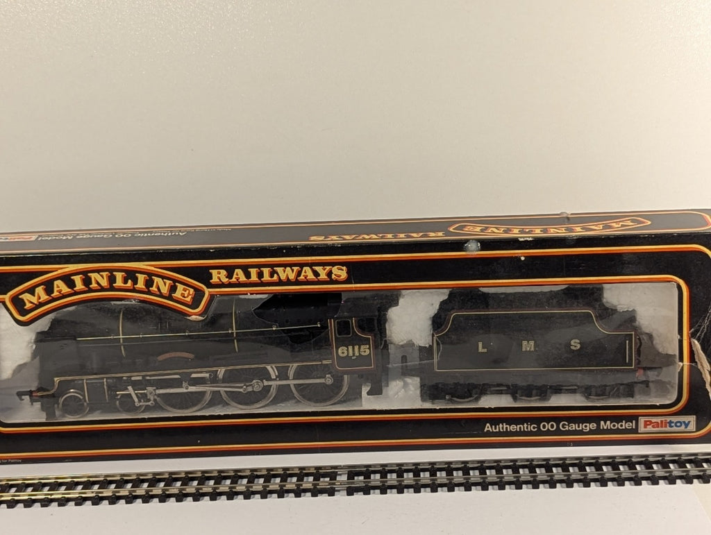 Mainline 37-056 OO Gauge Scots Guardsman 6115 - Boxed