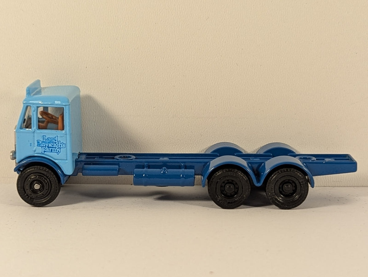 Exclusive First Editions (EFE) AEC Mammoth Major 6-Wheel Rigid Chassis – 1:76