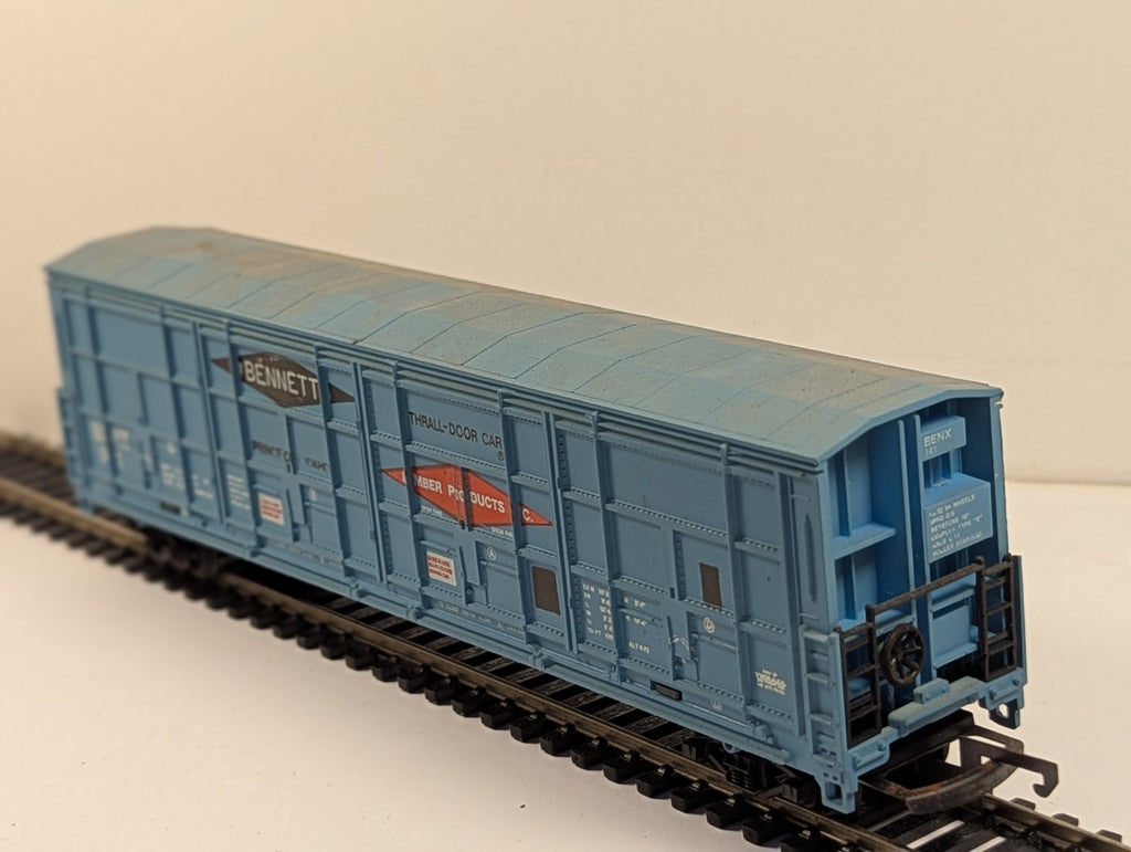Life-Like Trains HO Gauge 50ft Thrall Door Box Car - Boxed