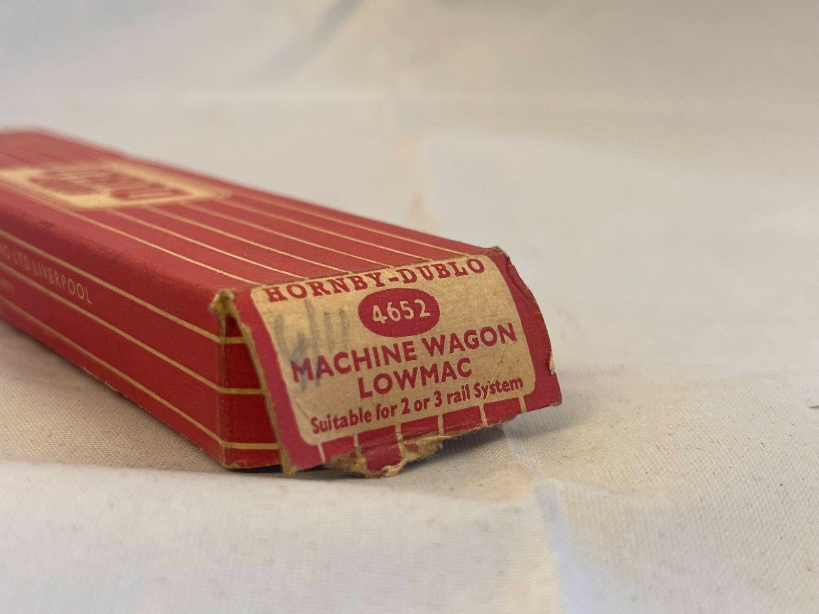Hornby Dublo 4652 OO Gauge Brown Machine Wagon Lowmac Boxed