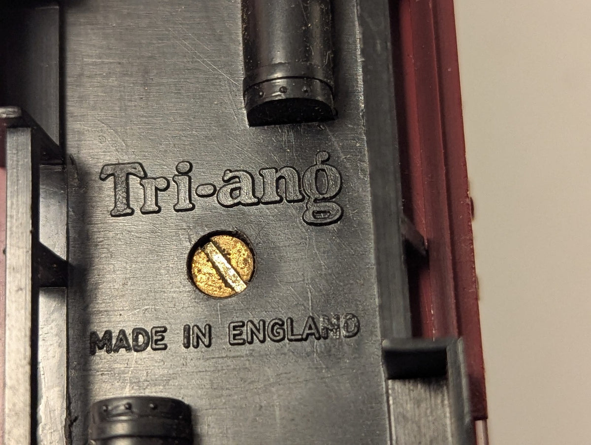 Tri-ang OO Gauge BR Mk1 Brake Second Coach Passenger Coach 34002