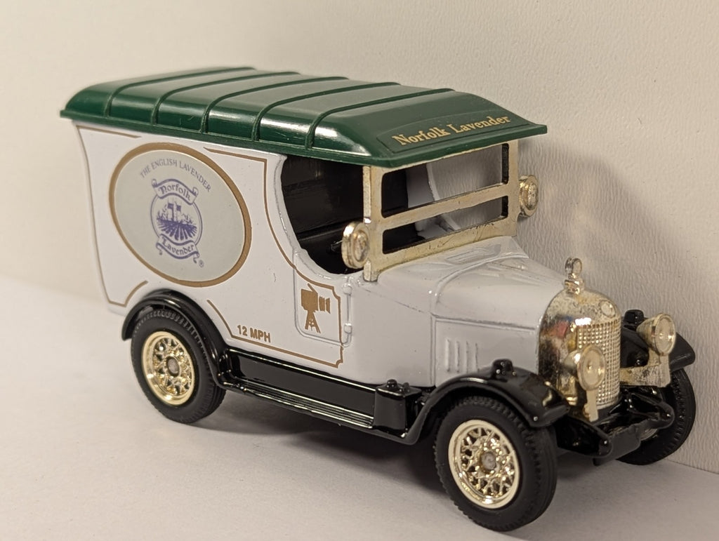 Lledo Days Gone Bullnose Morris Van – “View Vans”