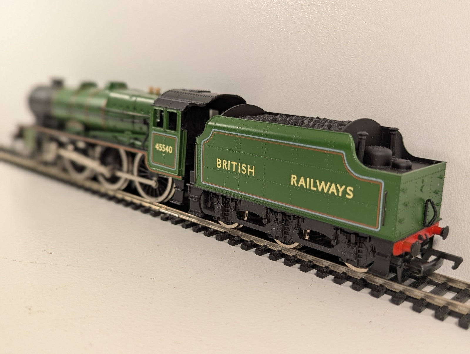Mainline 37075 OO Gauge Rebuilt Patriot 45540 Sir Robert Turnbull BR Green