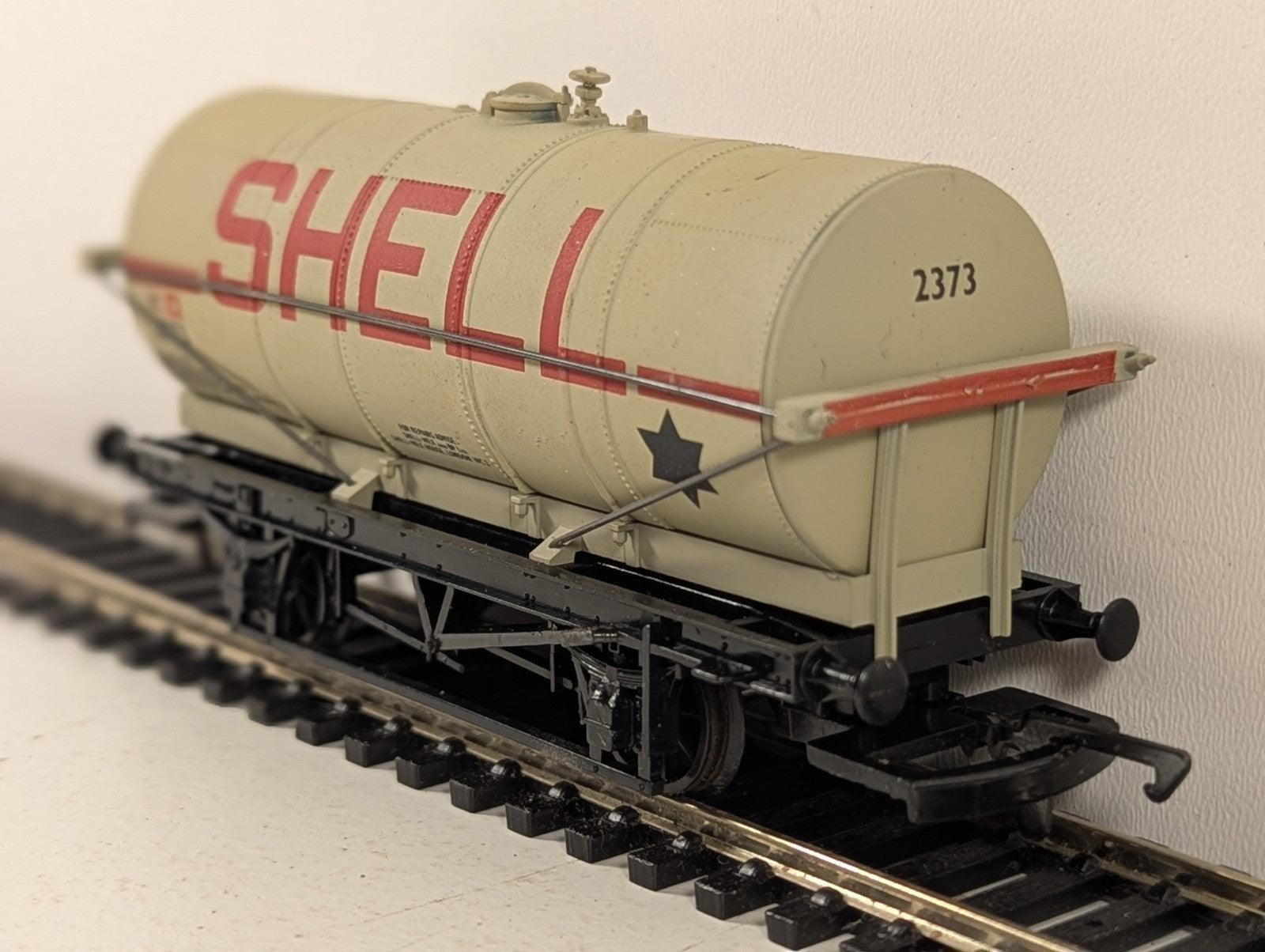 GMR Airfix OO Gauge Shell Petrol Tanker Tank Wagon 2373 54347-3