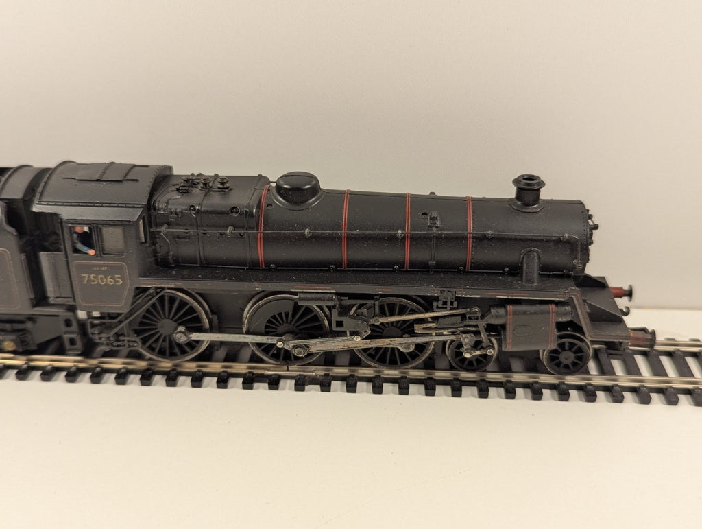 Bachmann 31-108 OO Gauge BR Standard Class 4MT 4-6-0 – No. 75063 (BR Black)