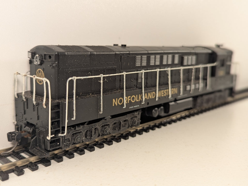 Atlas HO Scale Alco RSD-4/5 Diesel Locomotive 150 Norfolk and Western 43015