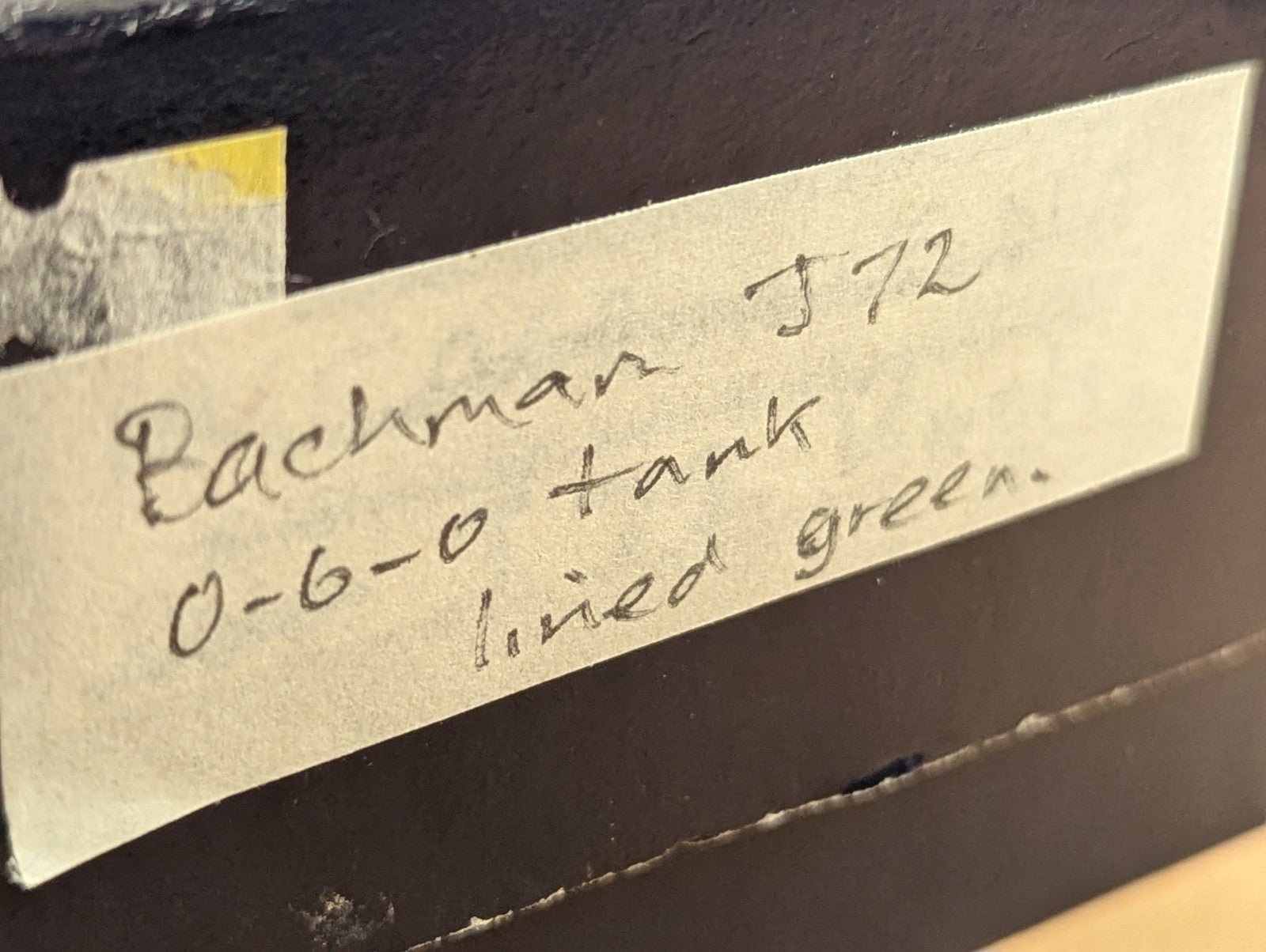 Bachmann Branchline 30-060b Class J72 0-6-0T 581 in LNER green - Limited Edition