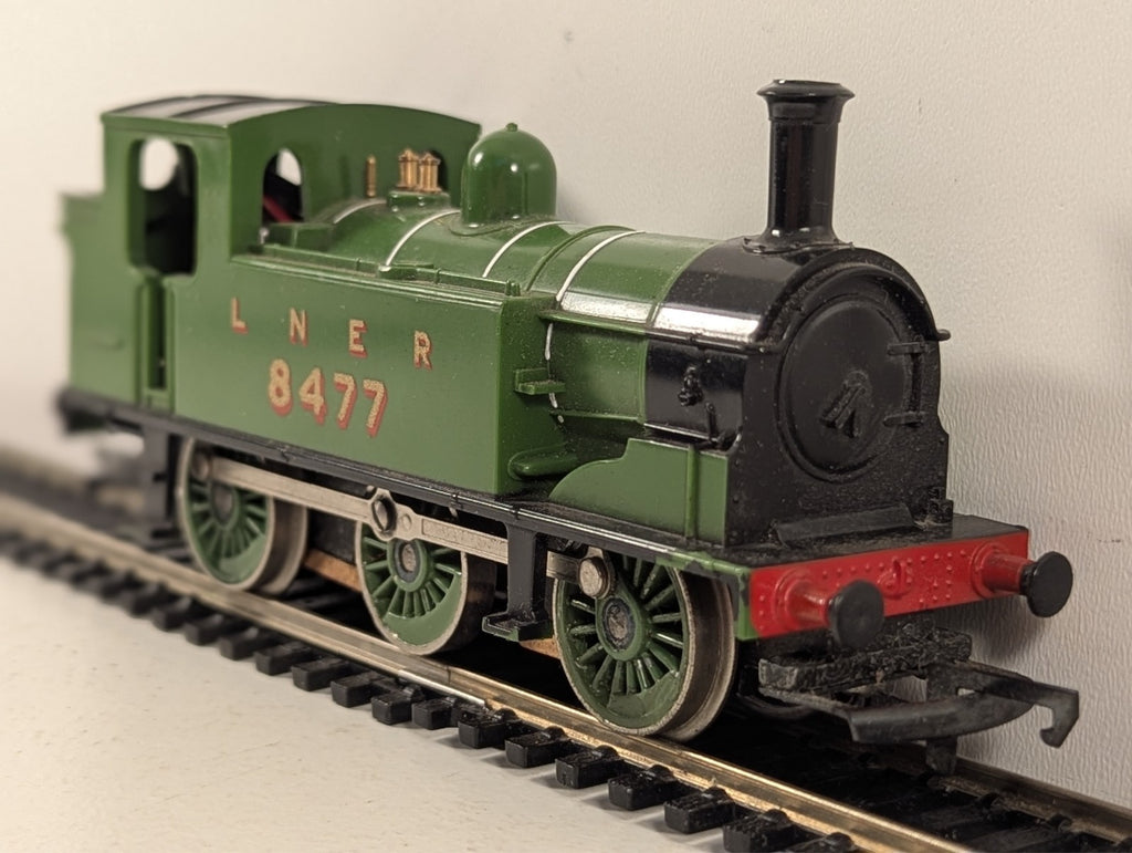 Hornby R252 LNER Class J83 0-6-0T Steam Locomotive OO Gauge
