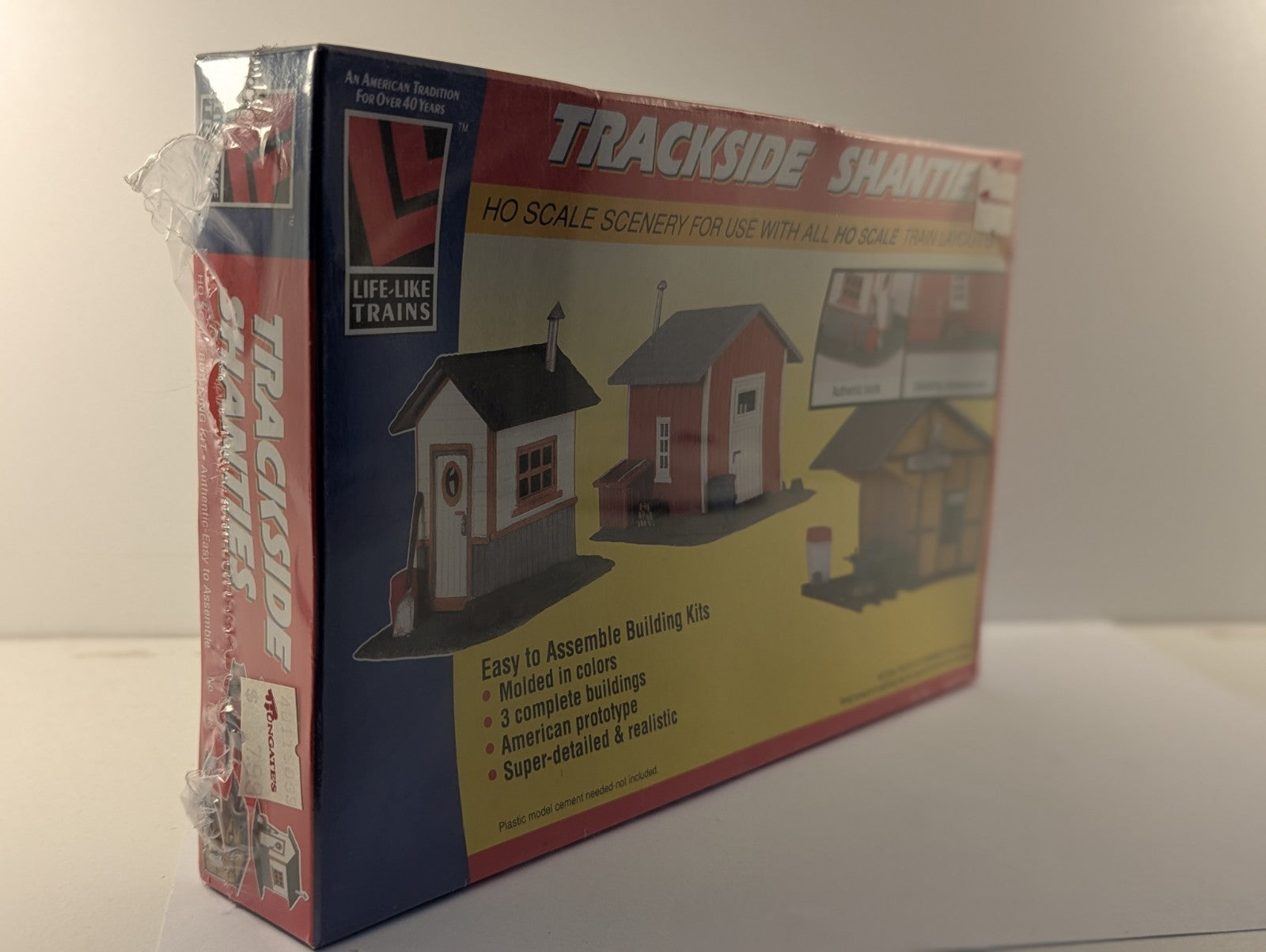 Life-Like Trains HO Scale Trackside Shanties Building Kit 1348
