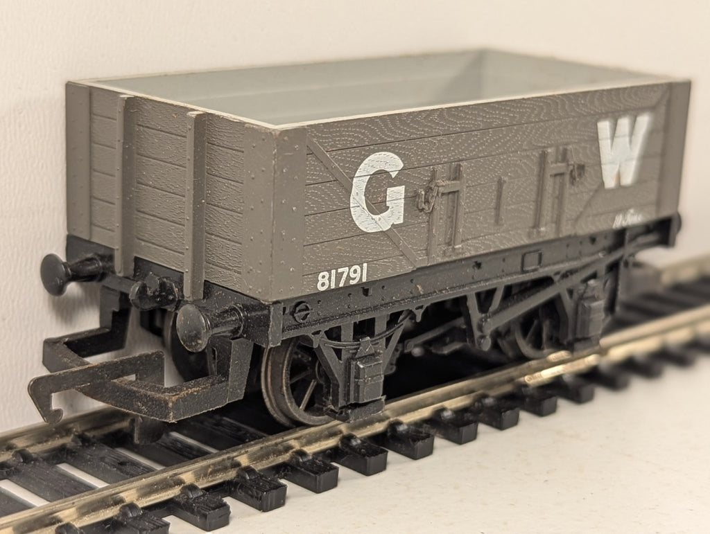 Hornby OO Gauge GWR 5-Plank Open Wagon Goods Wagon 81791 GWR Grey