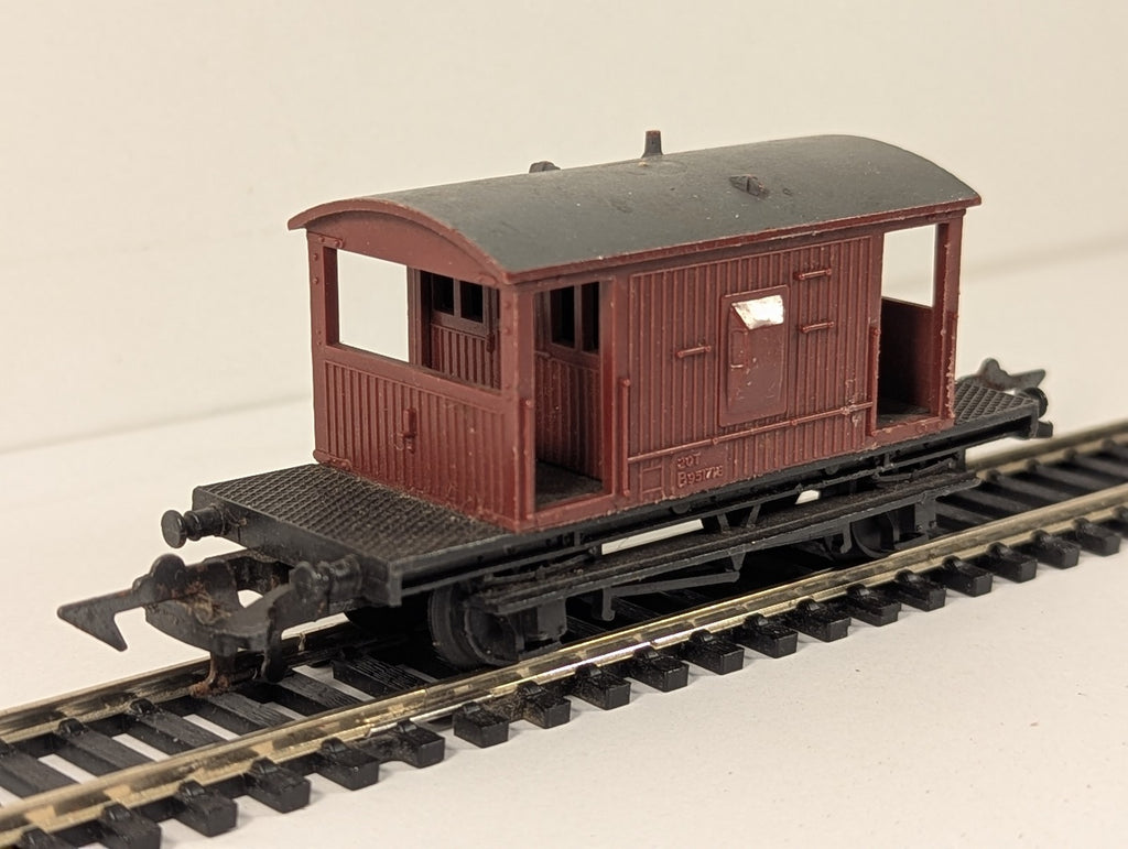 Playcraft HO Gauge BR 20 Ton Brake Van B951716 BR Bauxite P517