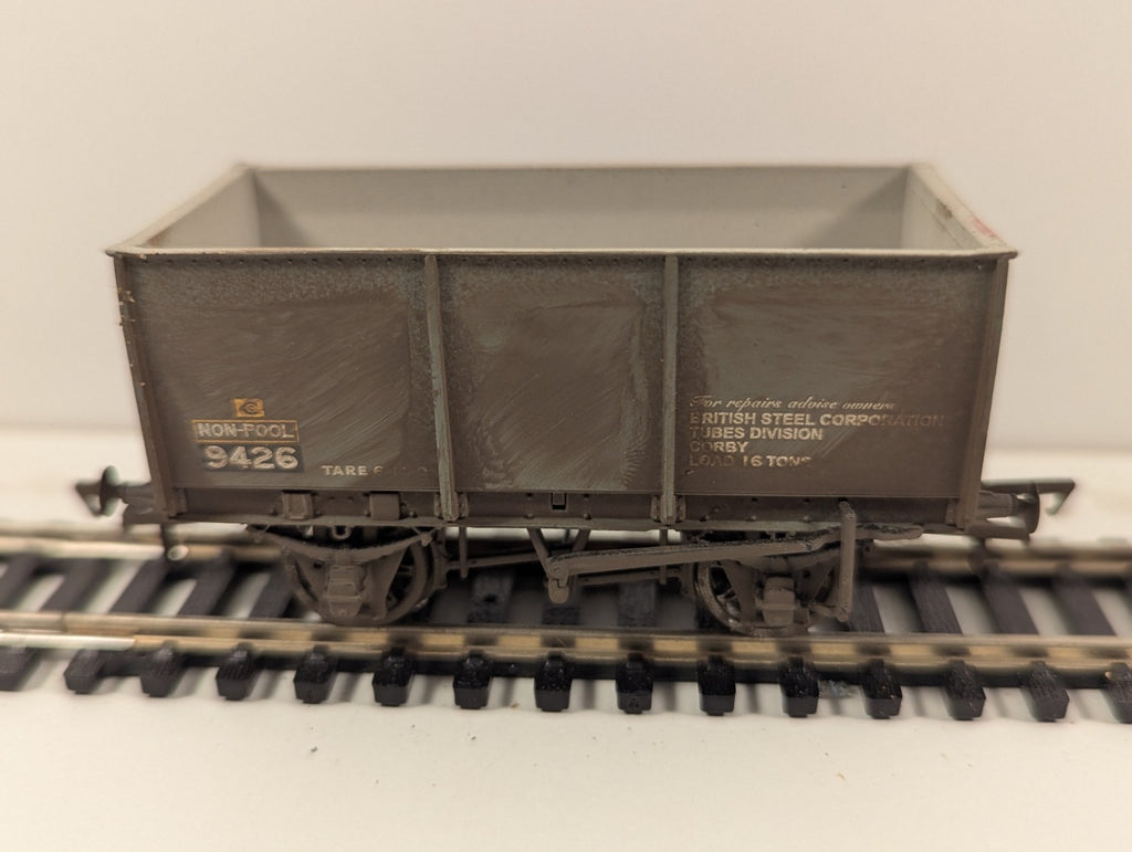 Bachmann 37-400A 16-Ton Slope-Sided Steel Tippler Wagon – British Steel