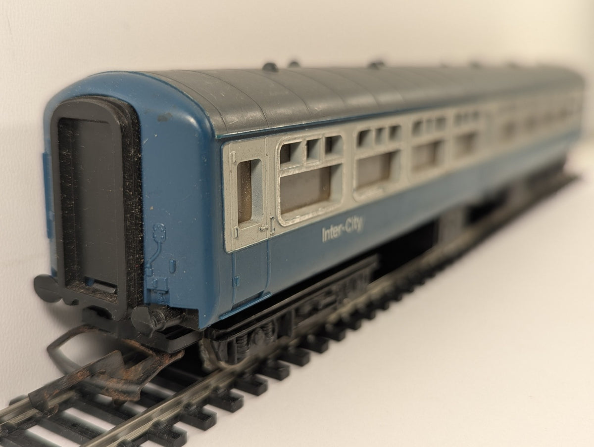 Hornby OO Gauge BR Mk2 Coach Passenger Coach M5120 BR Blue & Grey R422