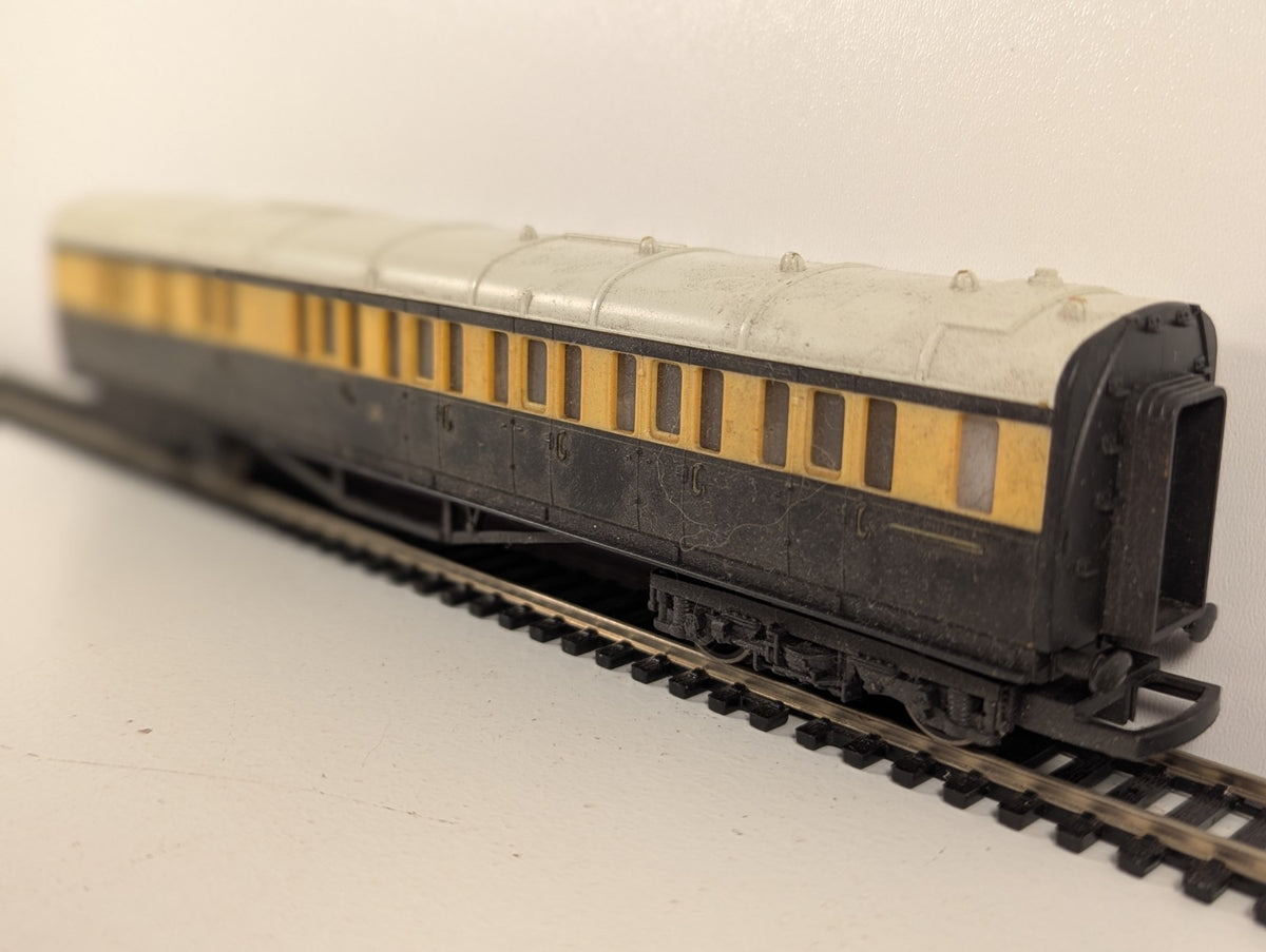 Hornby OO Gauge GWR Collett Brake Third Coach