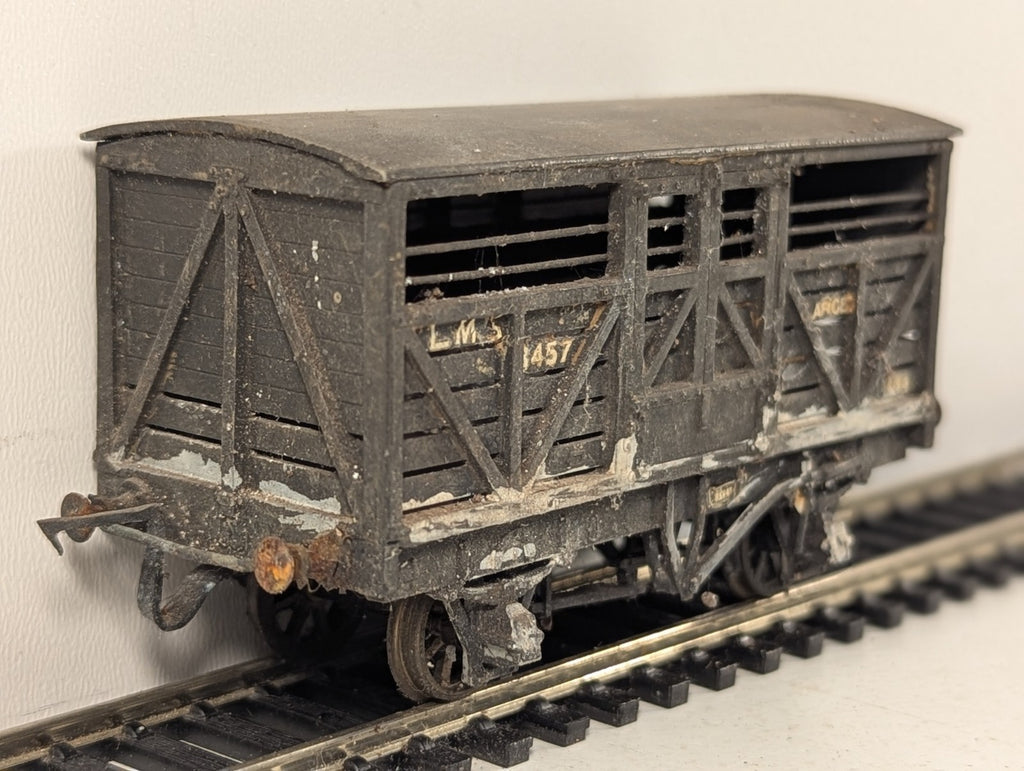 Kitbuilt LMS Large Cattle Wagon 8457 LMS Grey