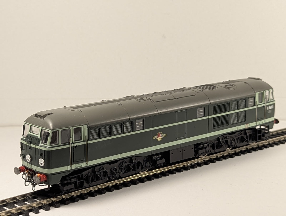 Hornby R2420A OO Gauge Class 31 Diesel Locomotive D5511 BR Two-Tone Green