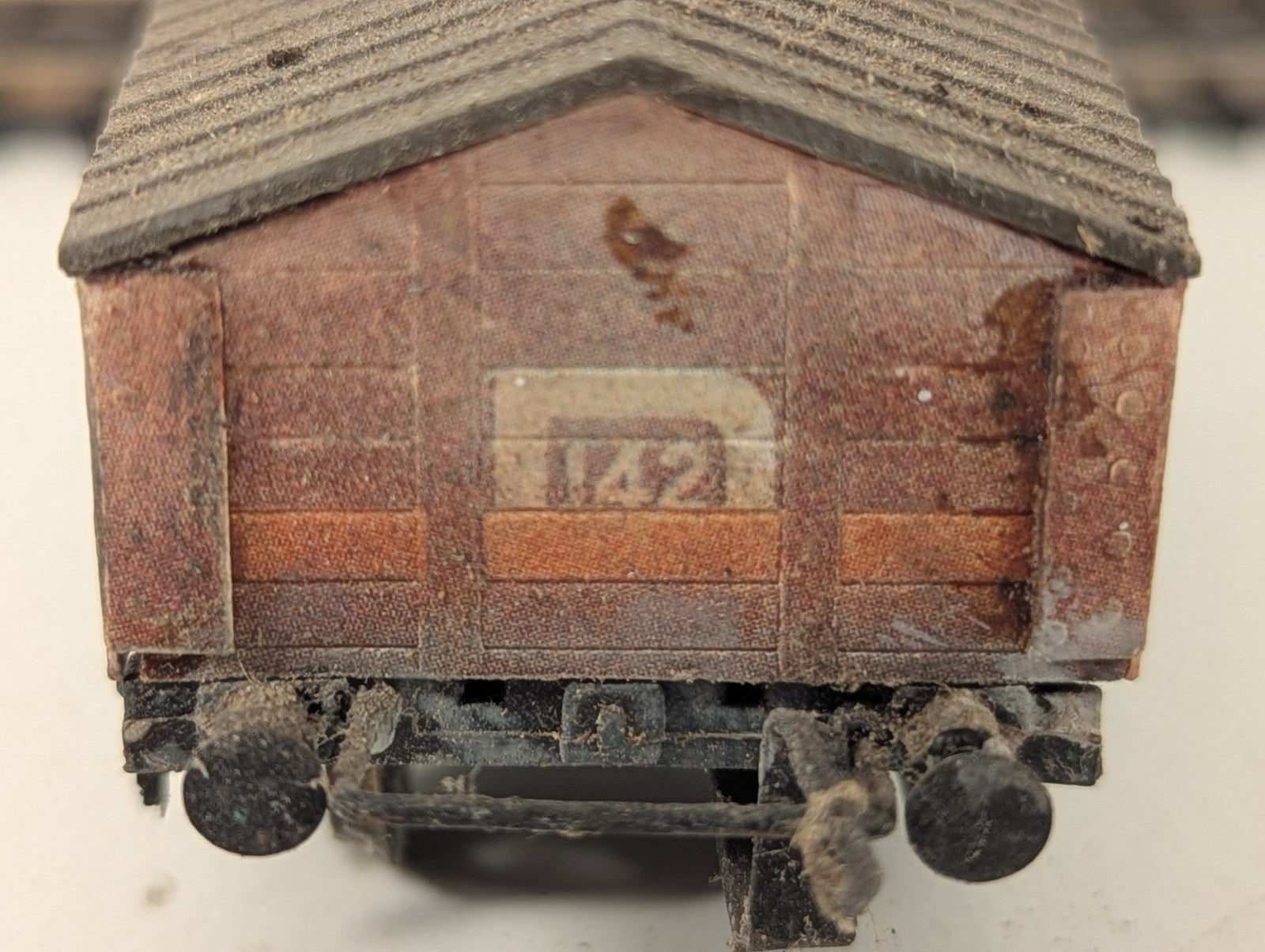 Peco OO Gauge W. Low & Stone Co. Buxton Lime Wagon Goods Wagon 142