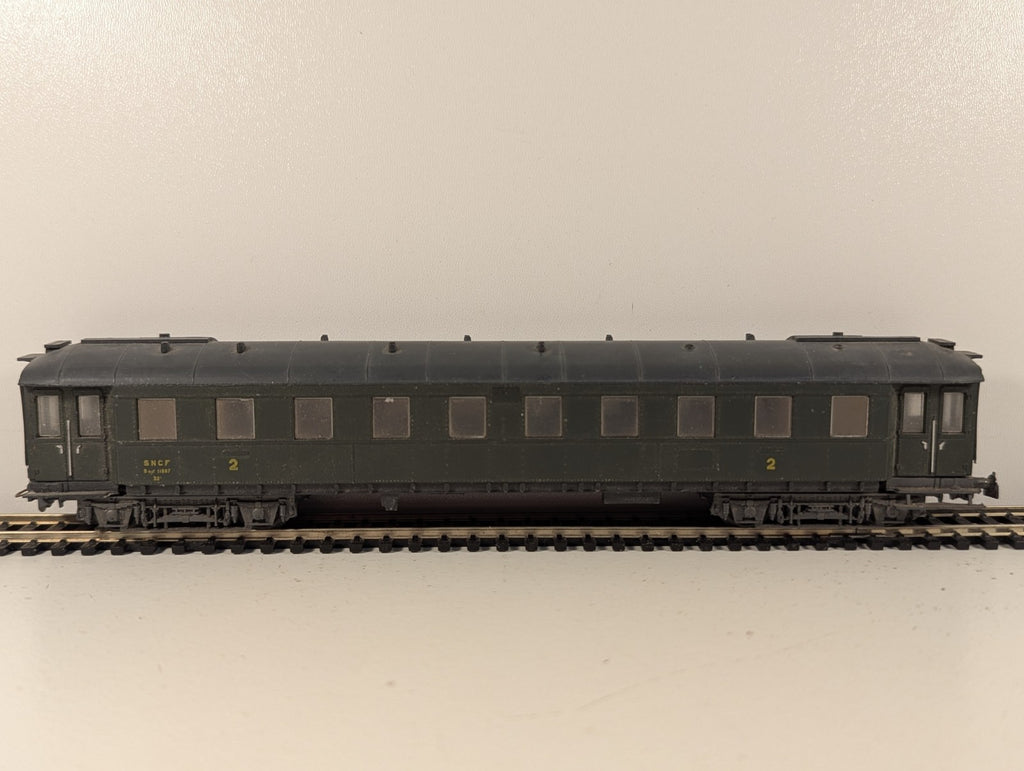 Liliput HO Gauge Green SNCF Passenger Coach