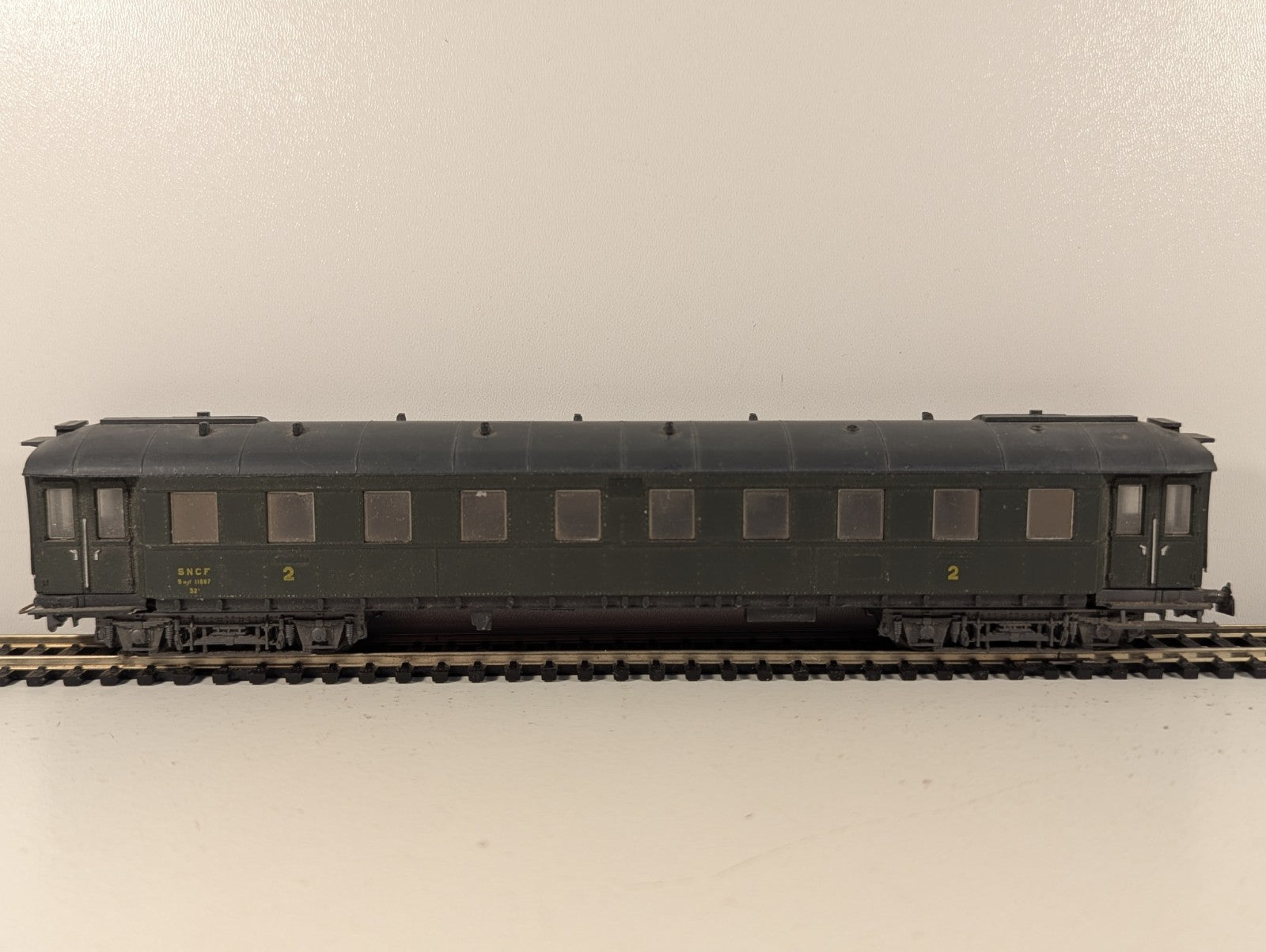 Liliput HO Gauge Green SNCF Passenger Coach