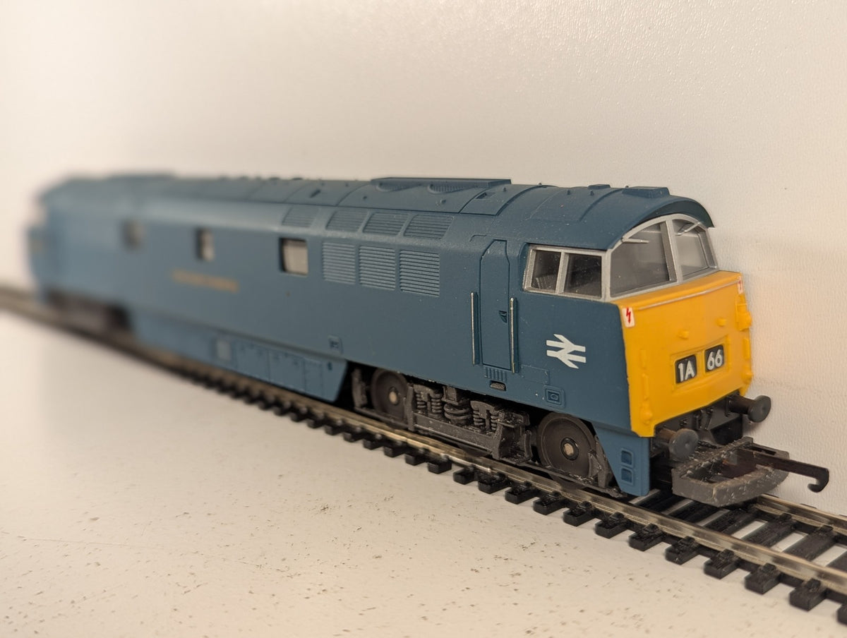 Lima OO Gauge Class 52 Western Diesel Locomotive D1071 BR Blue 205122