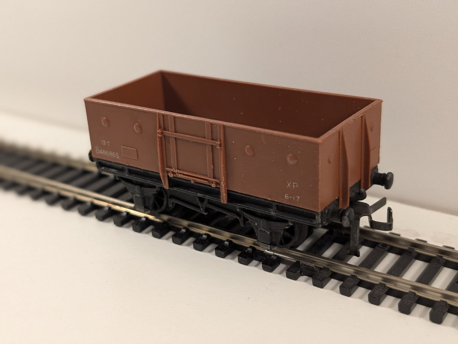 Hornby Dublo 13T Mineral Wagon – OO Gauge