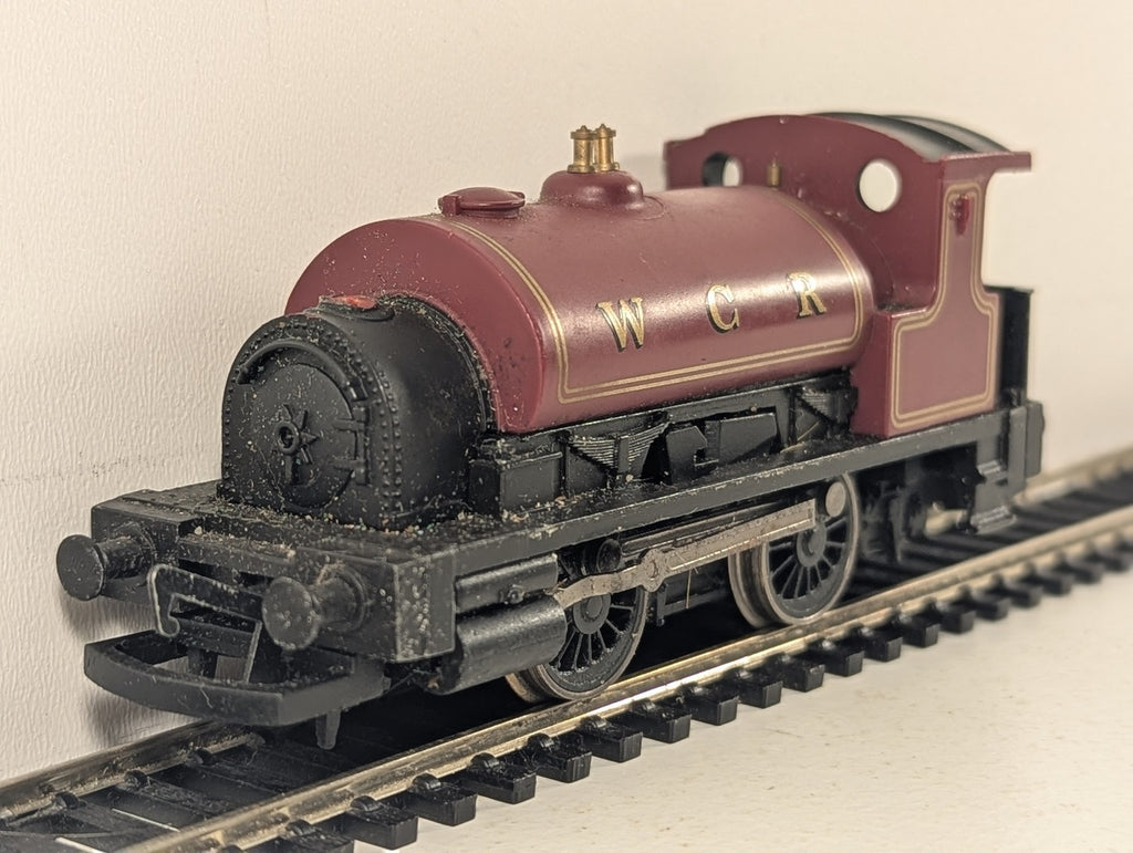 Hornby OO Gauge 0-4-0 Holden Saddle Tank Steam Locomotive WCR Maroon Non-Runner