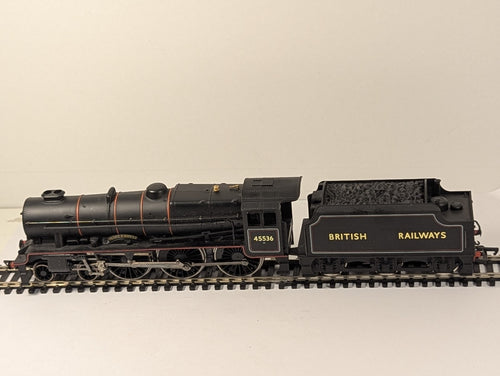 Bachmann OO Gauge Patriot Class 45536 Private W Wood VC BR Steam Loco