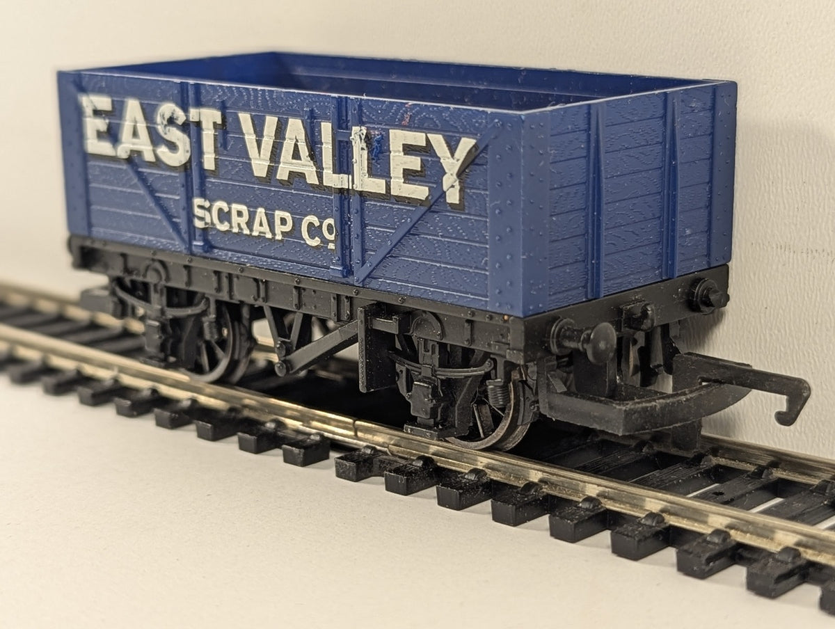 Hornby OO Gauge Open Wagon 'East Valley Scrap Co' Goods Wagon