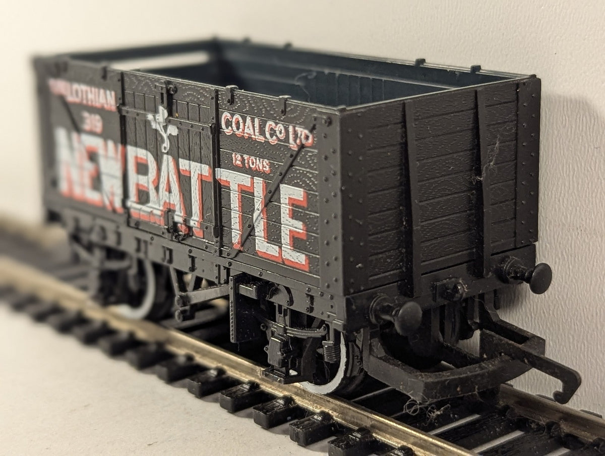 Hornby OO Gauge The Lothian Coal Co Ltd Newbattle 7-Plank Open Wagon 319