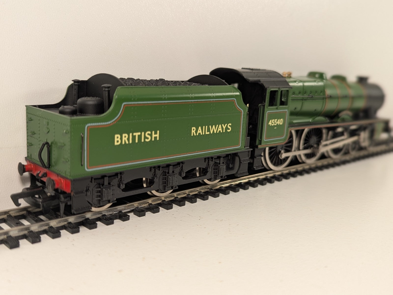 Mainline Railways 37-075 Rebuilt Patriot Class 6P 4-6-0 BR Apple Green