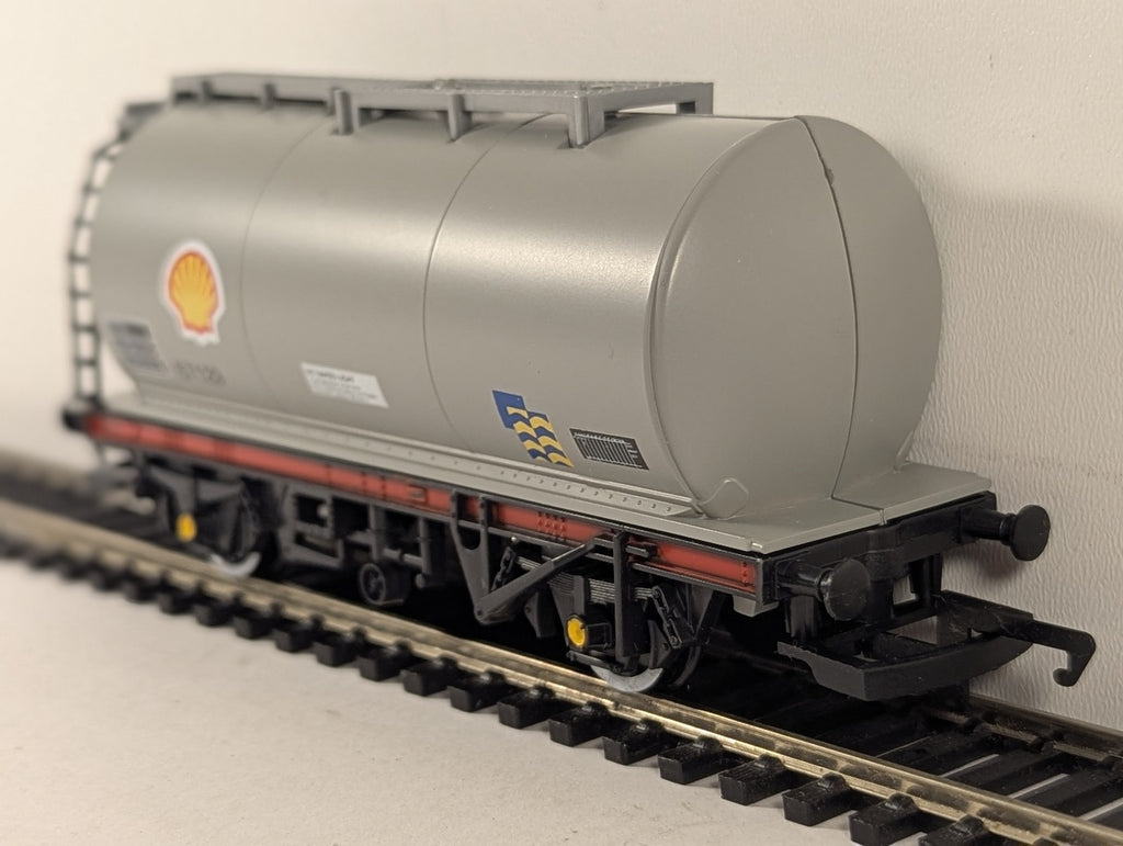 Hornby OO Gauge TTA Shell Tank Wagon Goods Wagon 67129 Shell Grey R021