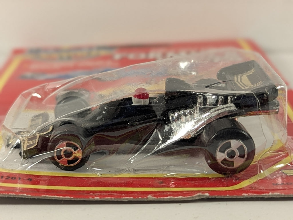 Speedrive Formula Racer Die-cast Model Car 8 Black and Gold 1201-4