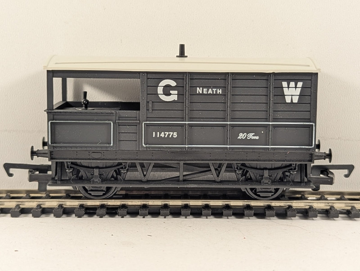 Bachmann OO Gauge 20 Ton Toad Brake Van 114775 GWR Dark Grey 33-301A