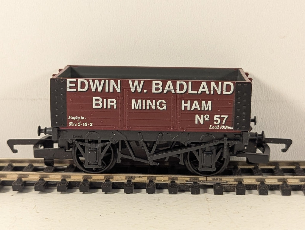 Hornby OO Gauge Edwin Badland 6 Plank Wagon Goods Wagon 57