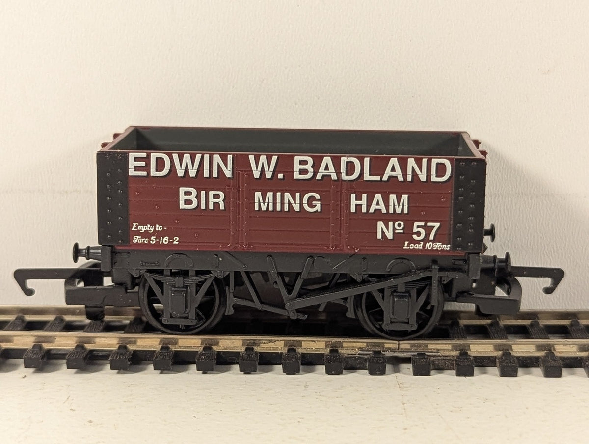 Hornby OO Gauge Edwin Badland 6 Plank Wagon Goods Wagon 57