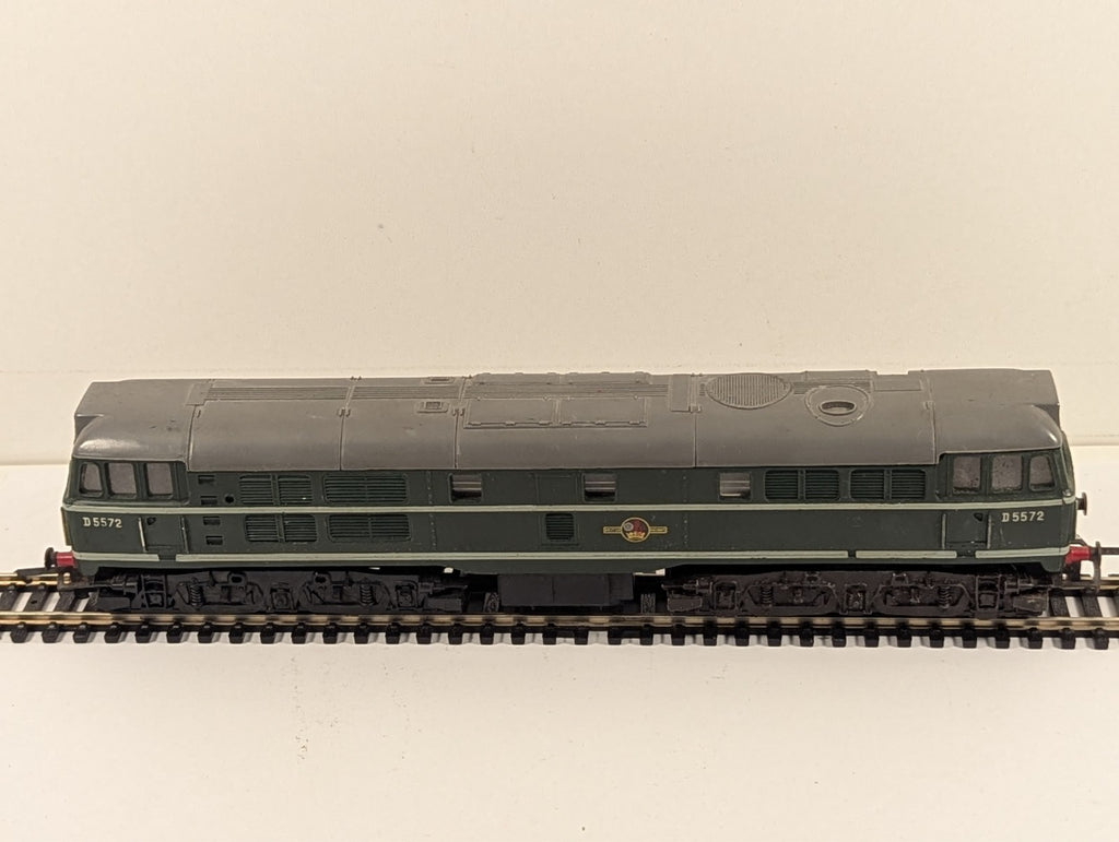 Tri-ang R357 Class 31 Diesel Locomotive BR Green OO Gauge - Spares/Repairs