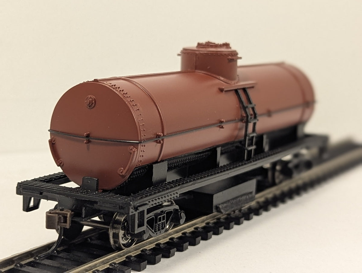 Bachmann HO Gauge HO Track Cleaning Tank Car Track Cleaning Car Oxide Red 16303